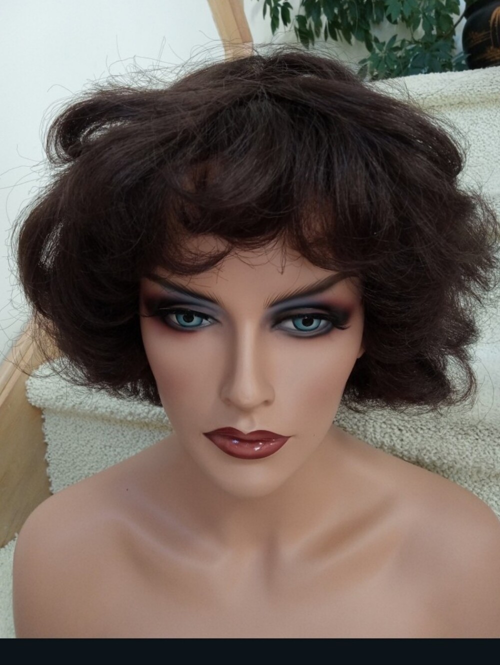 Brown Short Women's Wig - Classic Styled Hair Junee Fashion
